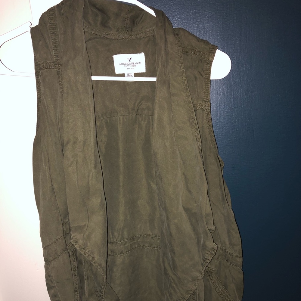 A&E Waterfall vest
